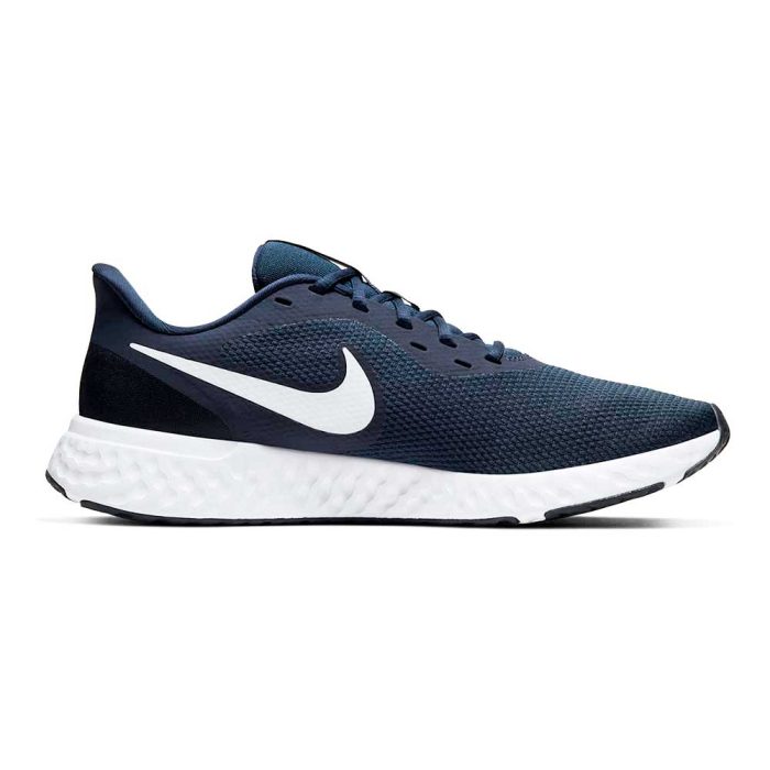 Tênis Nike Revolution 5