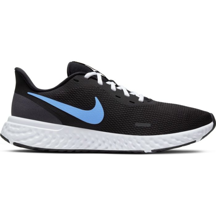 Tênis Nike Revolution 5