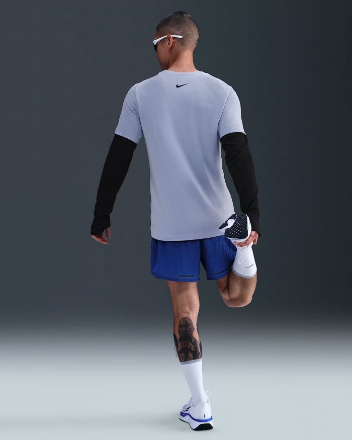 Camiseta de corrida Nike Dry Fit  masculina - Imagem 4